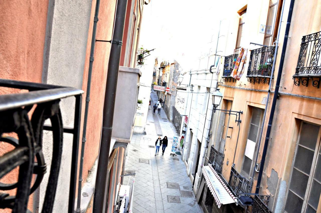 Abbardente Appartamento In Centro Cagliari Bagian luar foto